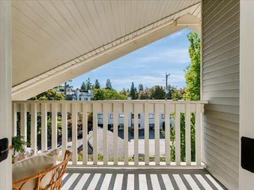 3454 3Rd Avenue W, Vancouver, BC 