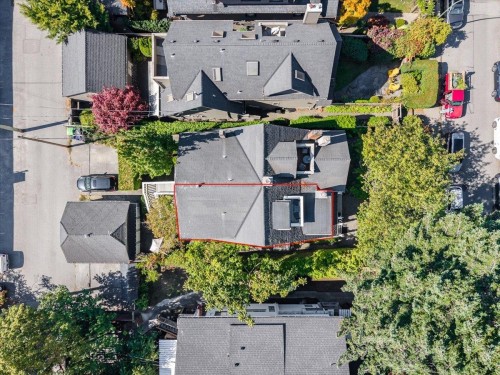3454 3Rd Avenue W, Vancouver, BC 
