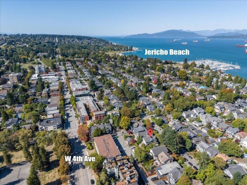 3454 3Rd Avenue W, Vancouver, BC 