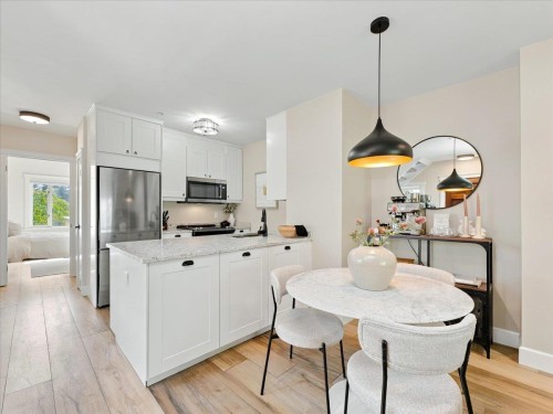 3454 3Rd Avenue W, Vancouver, BC 