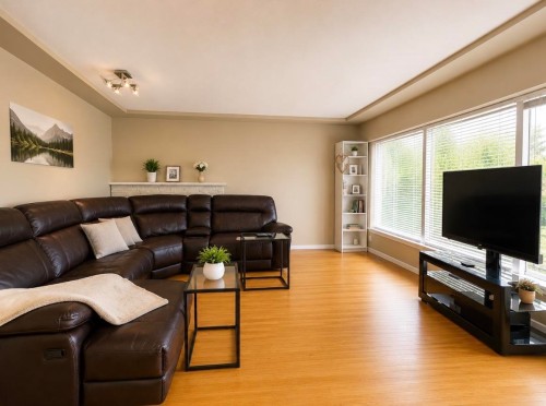 820 Keith Road, West Vancouver, BC 