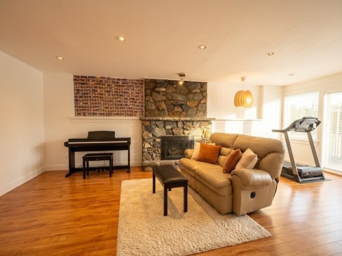 820 Keith Road, West Vancouver, BC 