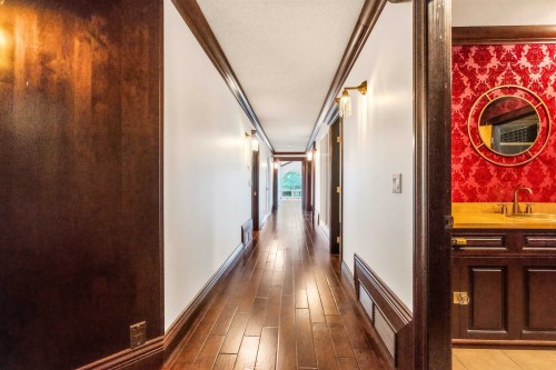 1355 Tyrol Road, West Vancouver, BC 
