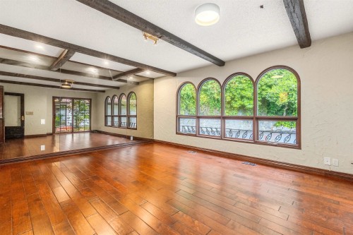 1355 Tyrol Road, West Vancouver, BC 