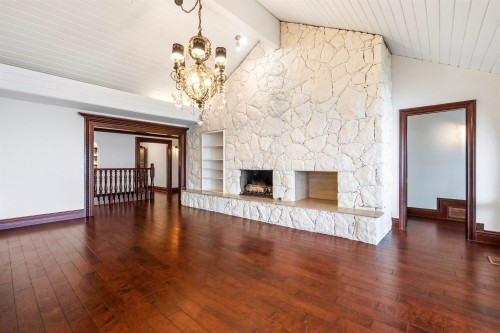 1355 Tyrol Road, West Vancouver, BC 