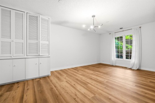 1355 Tyrol Road, West Vancouver, BC 