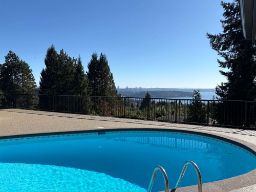 1355 Tyrol Road, West Vancouver, BC 