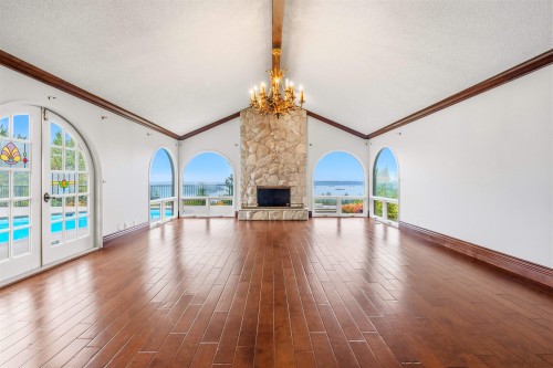 1355 Tyrol Road, West Vancouver, BC 