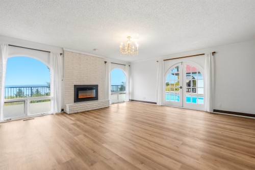 1355 Tyrol Road, West Vancouver, BC 