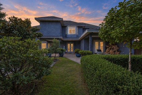 8828 Cooper Road, Richmond, BC 