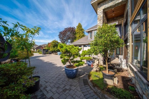 8828 Cooper Road, Richmond, BC 