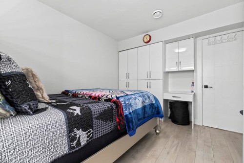6751 Knight Street, Vancouver, BC 
