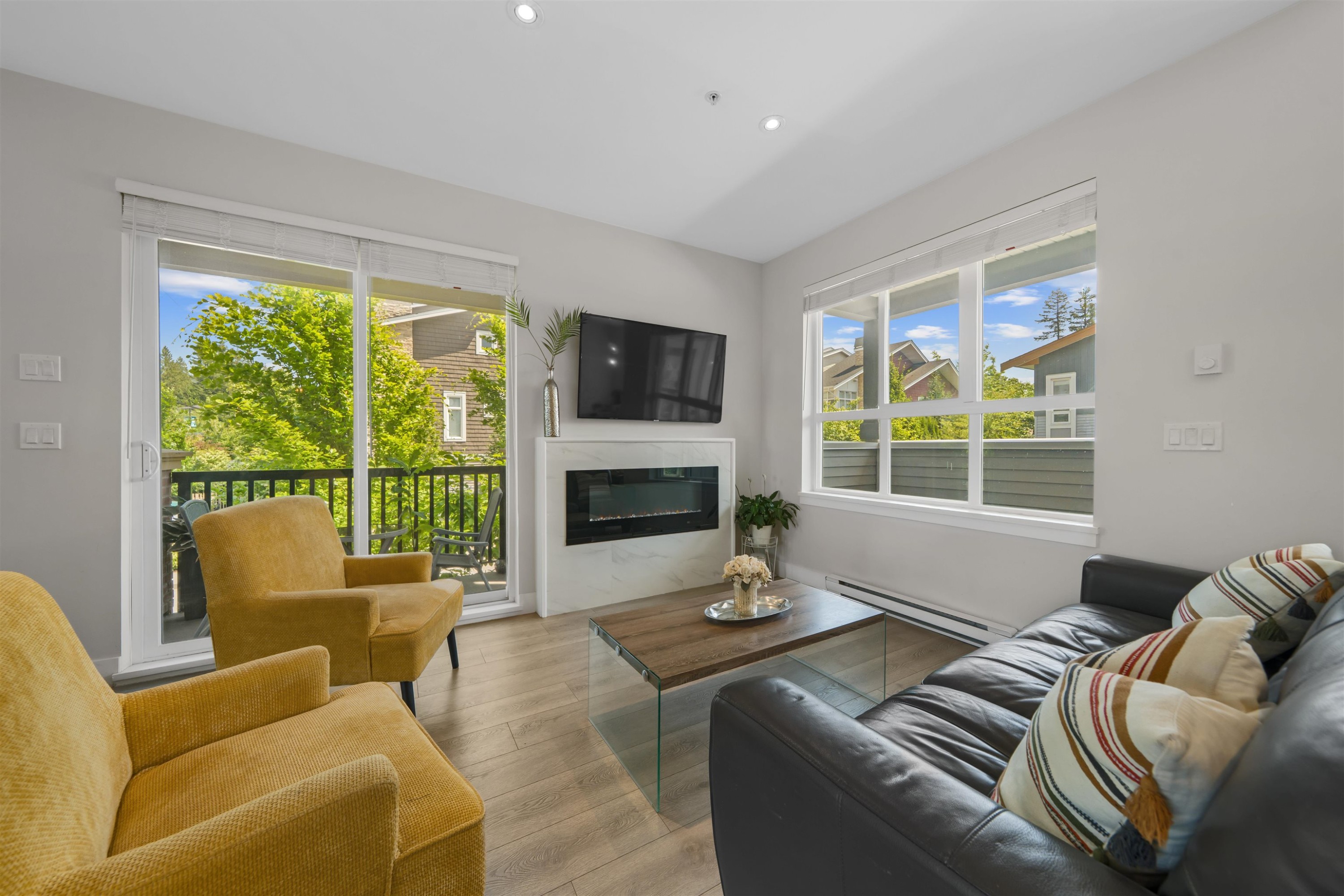 1-24086 104 Avenue, Maple Ridge, BC