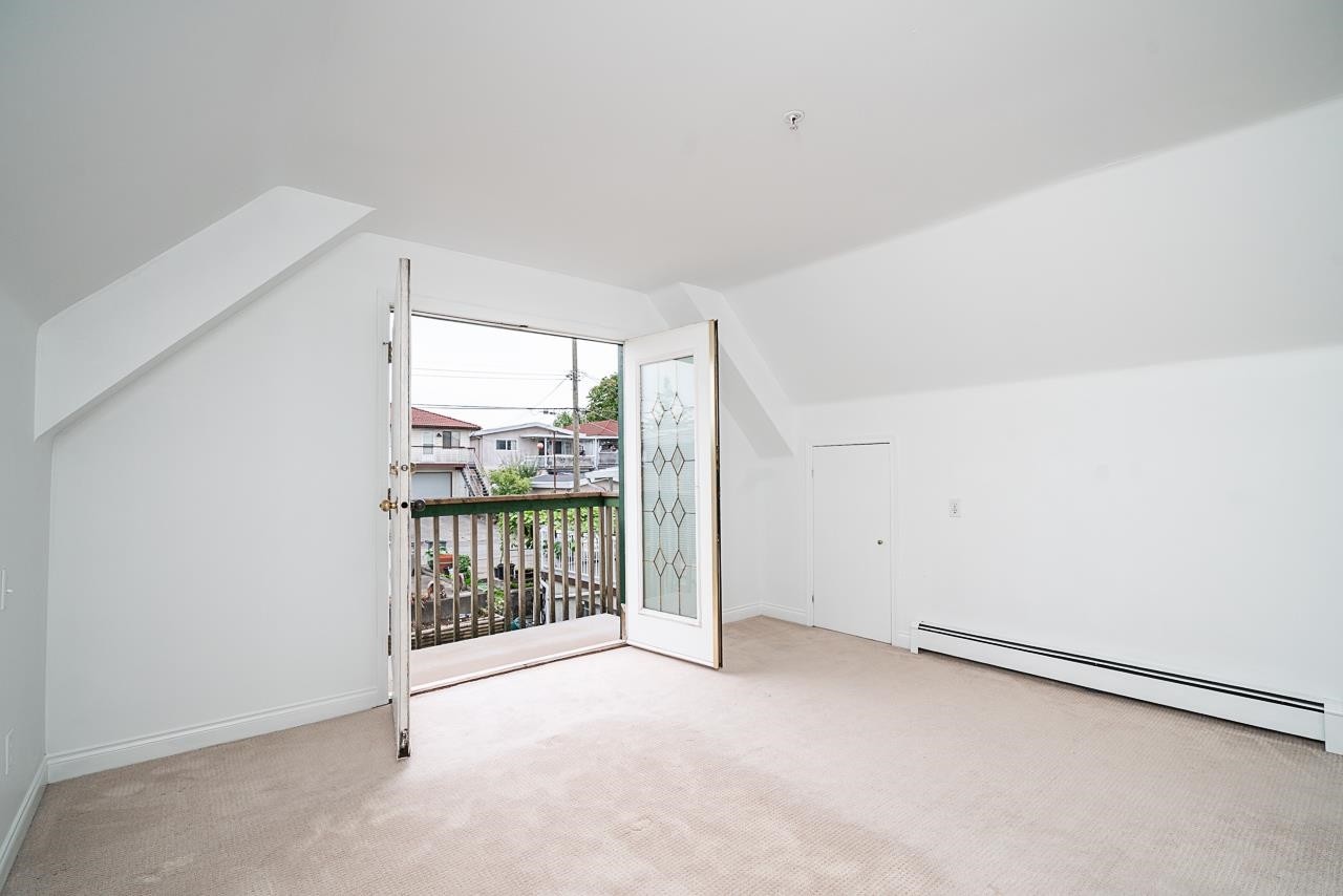 2948 Grant Street, Vancouver, BC