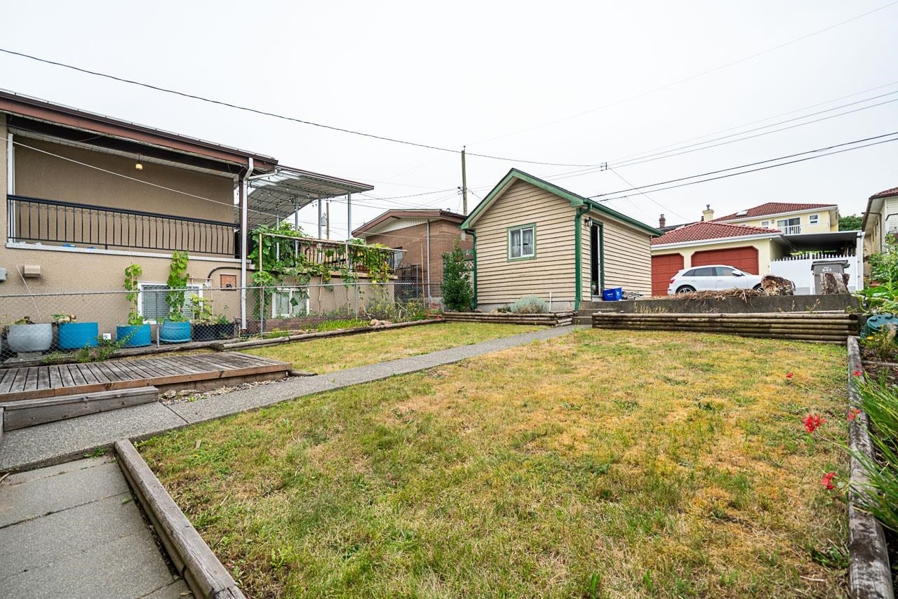 2948 Grant Street, Vancouver, BC