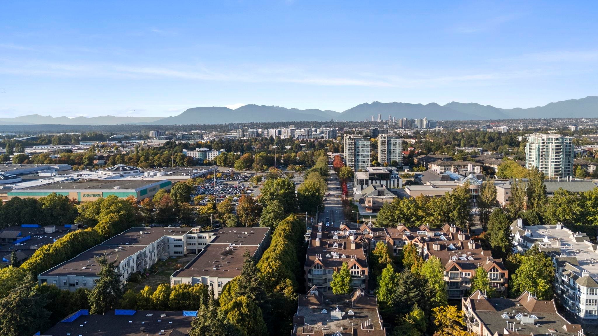 317-8511 Ackroyd Road, Richmond, BC