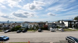 26 Ranelagh Avenue Burnaby, BC V5B 3N3