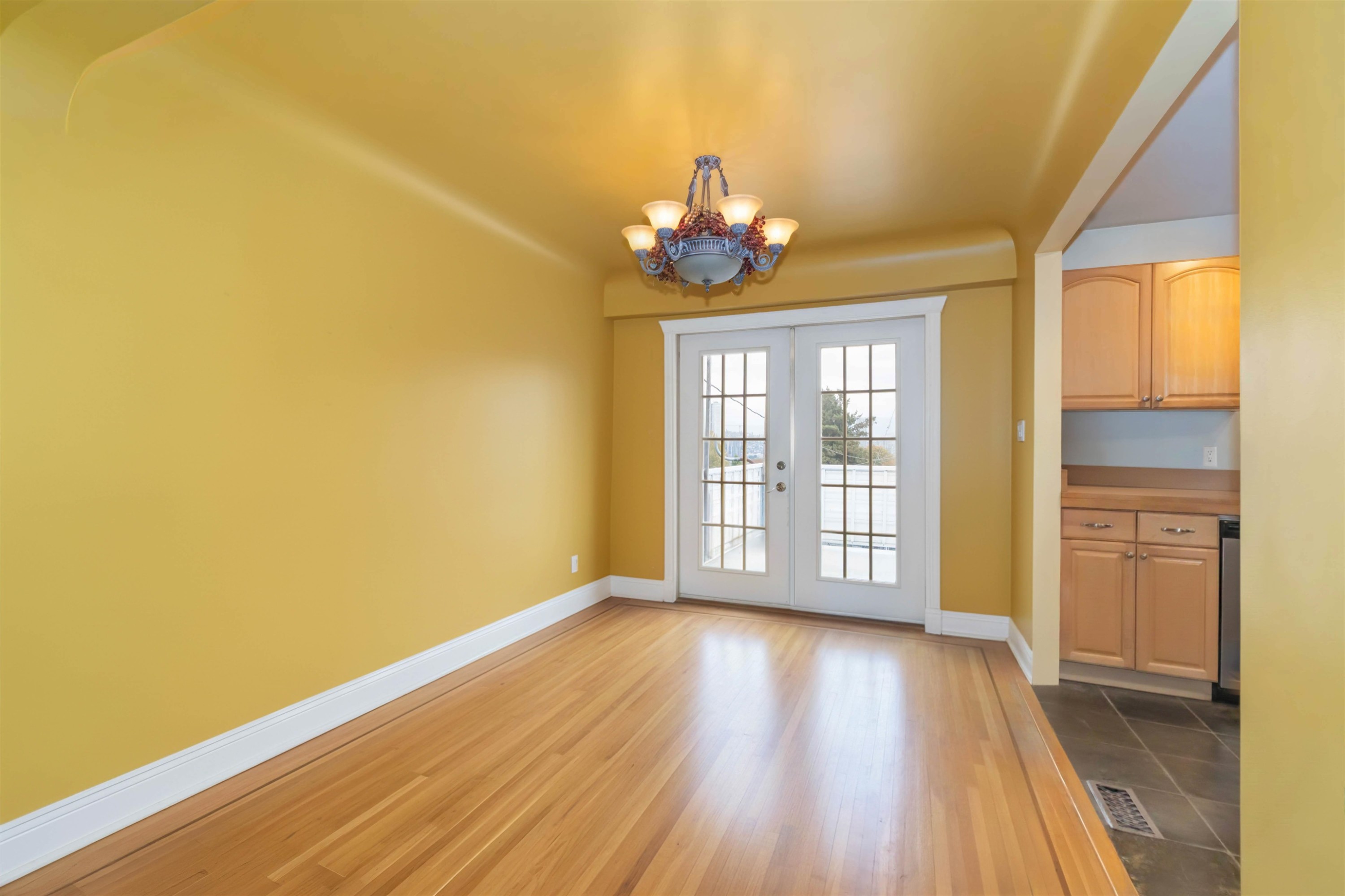 4037 Nithsdale Street, Burnaby, BC