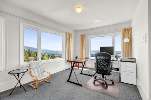 1437 Bramwell Road, West Vancouver, BC 