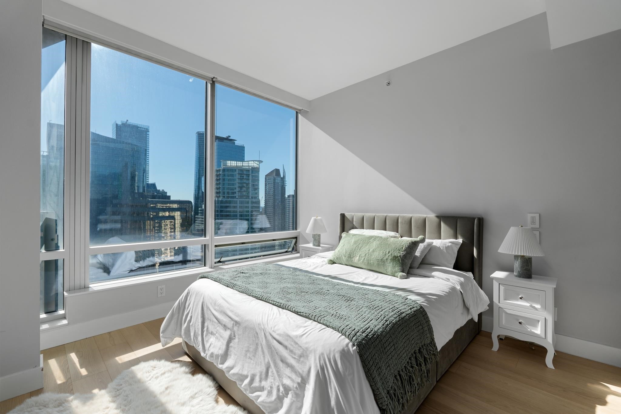2605-1077 Cordova Street W, Vancouver, BC