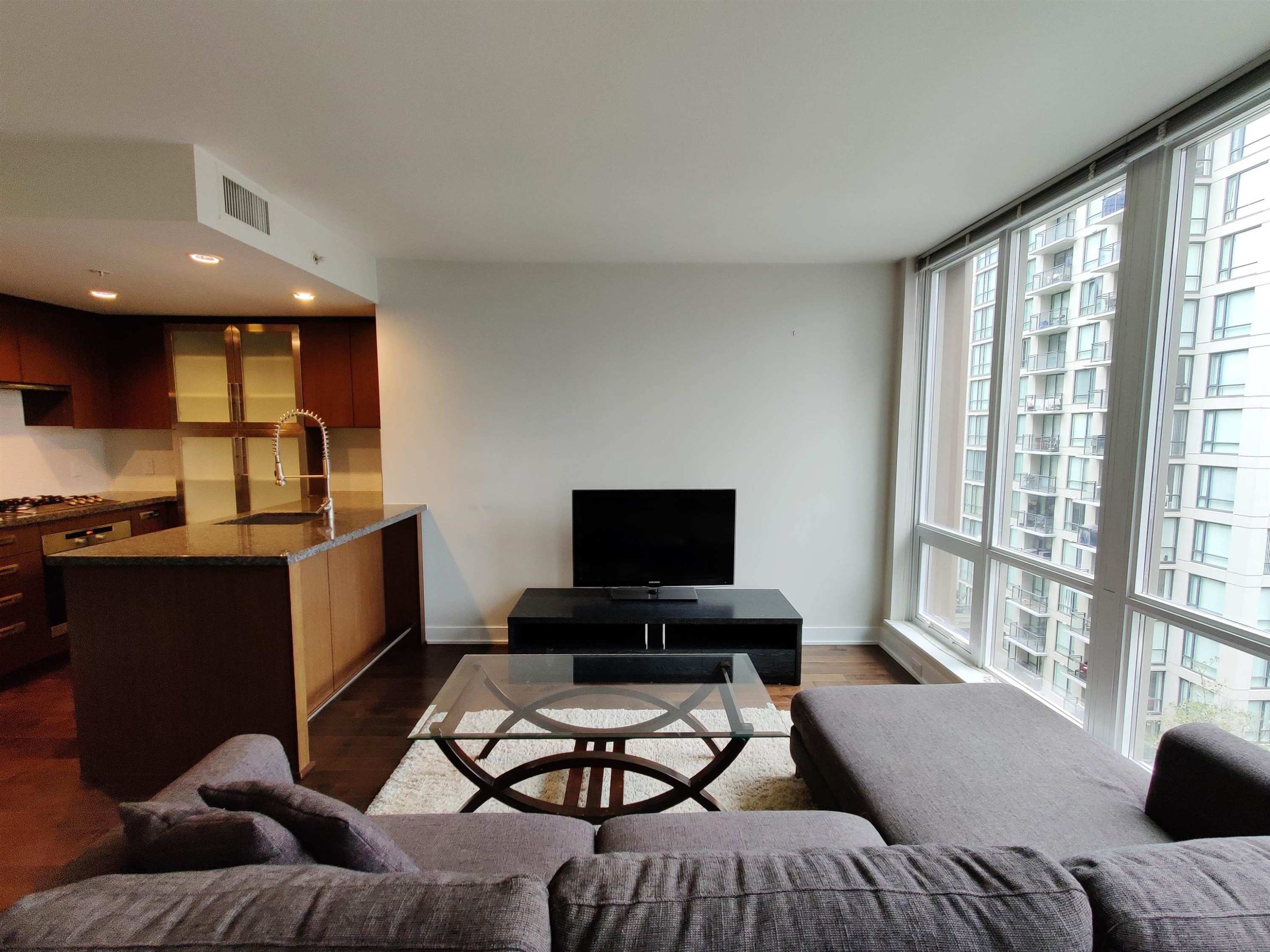1002-1055 Richards Street, Vancouver, BC