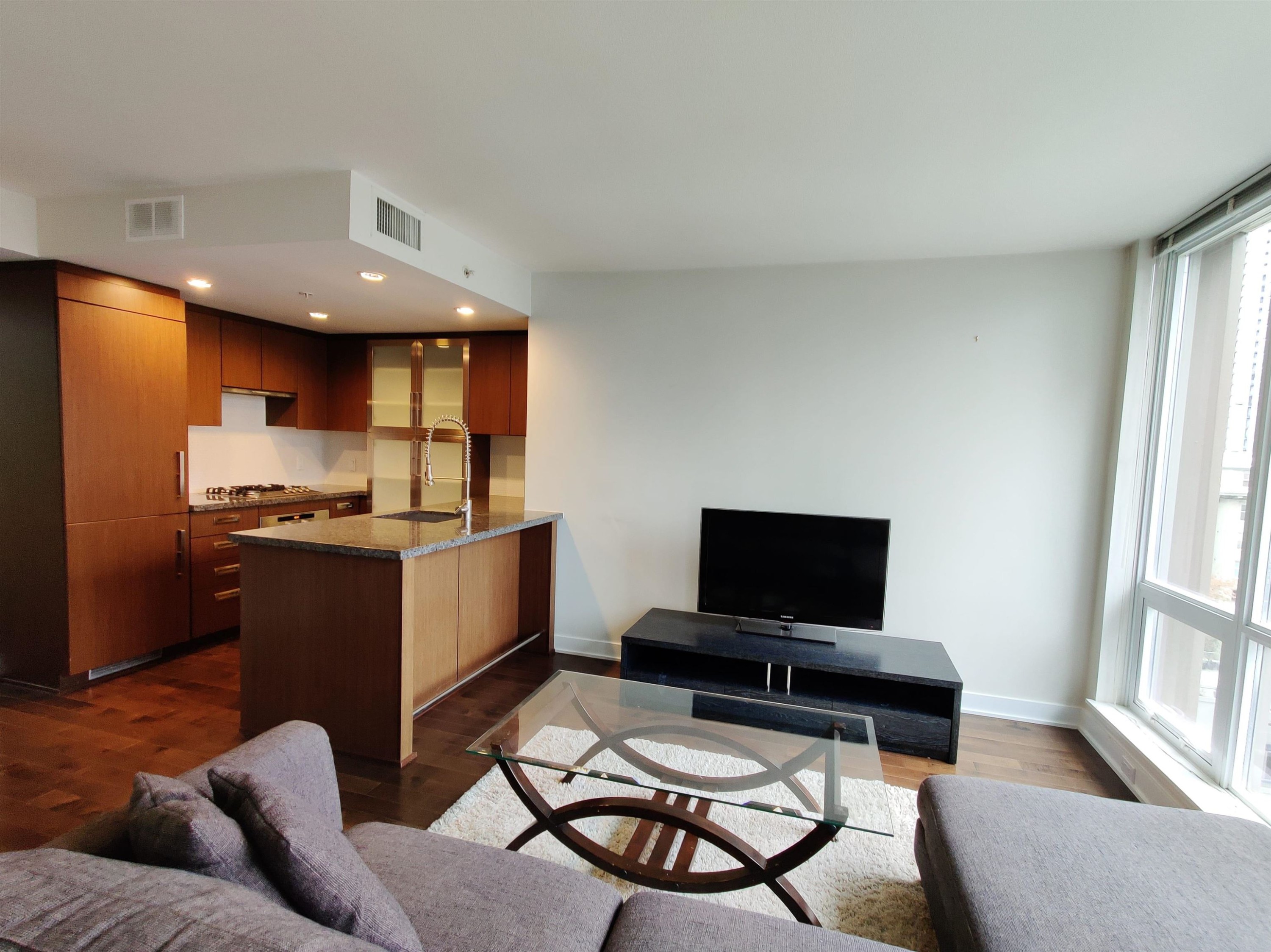 1002-1055 Richards Street, Vancouver, BC