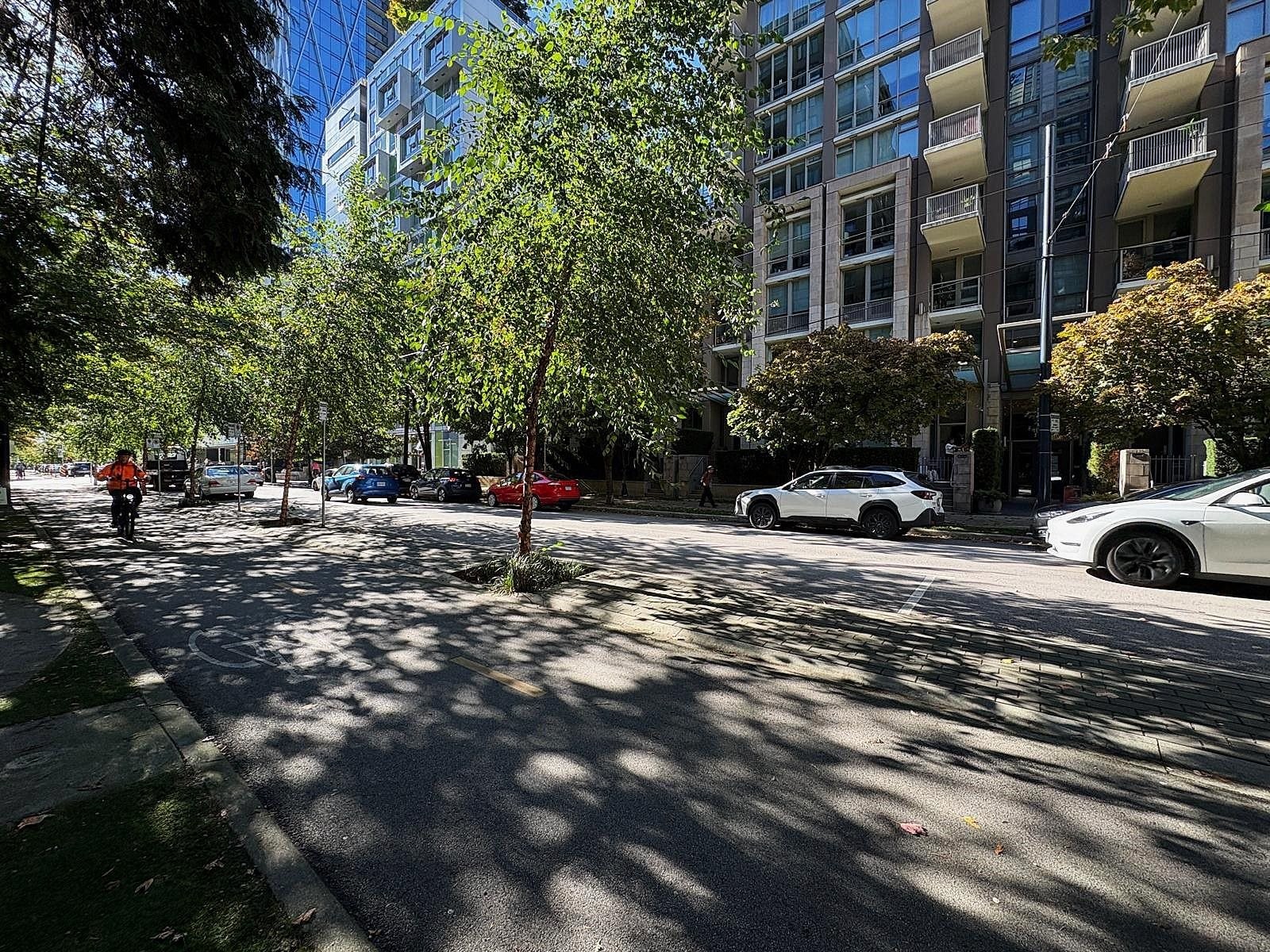 1002-1055 Richards Street, Vancouver, BC
