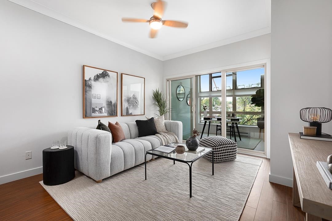 207-707 20Th Avenue E, Vancouver, BC