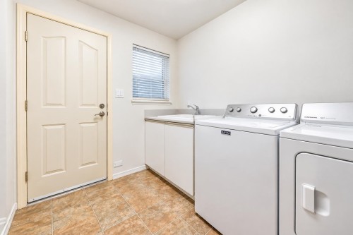 2902 Paul Lake Court, Coquitlam, BC 