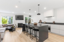 16-40200 Government Road Squamish, BC V8B 0G6