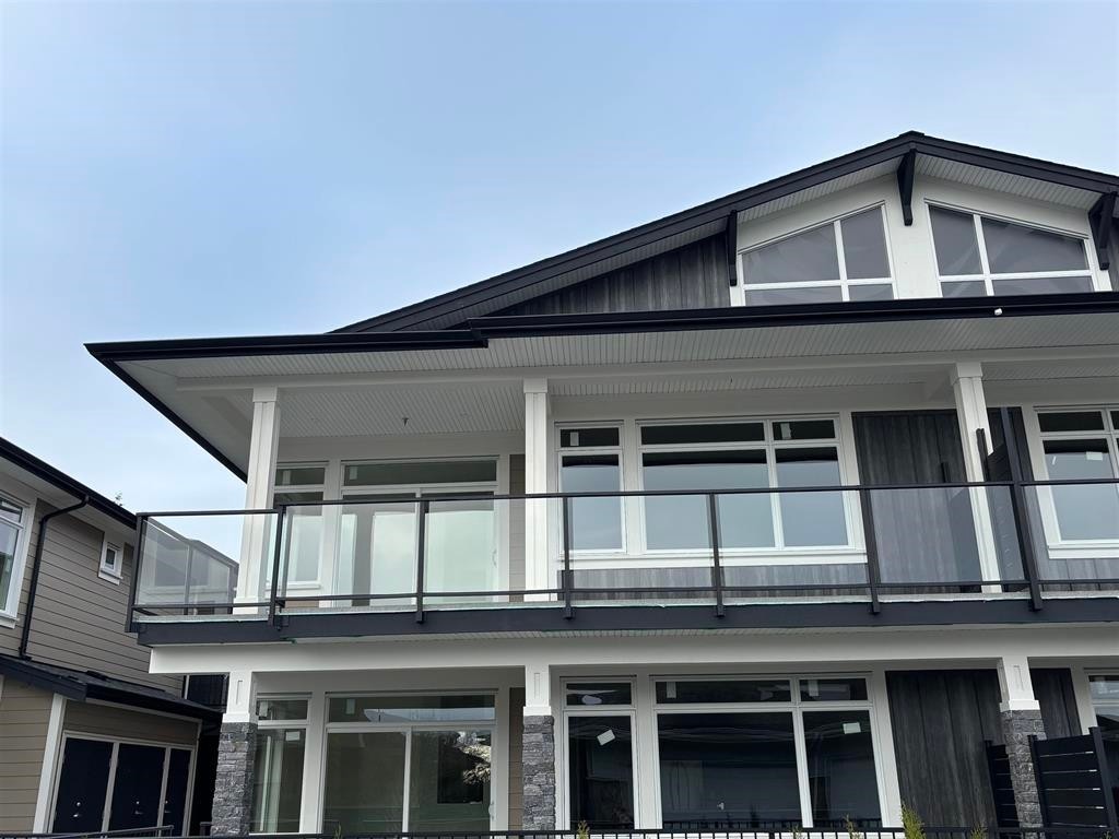 4-5522 Mccourt Road, Sechelt, BC