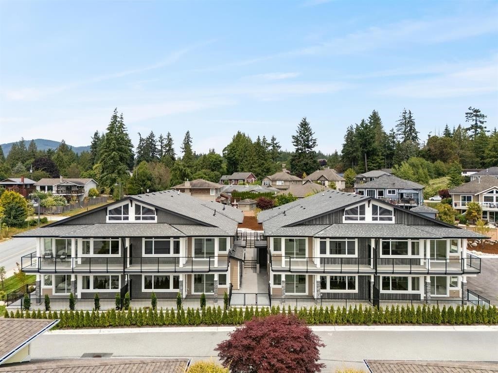 4-5522 Mccourt Road, Sechelt, BC
