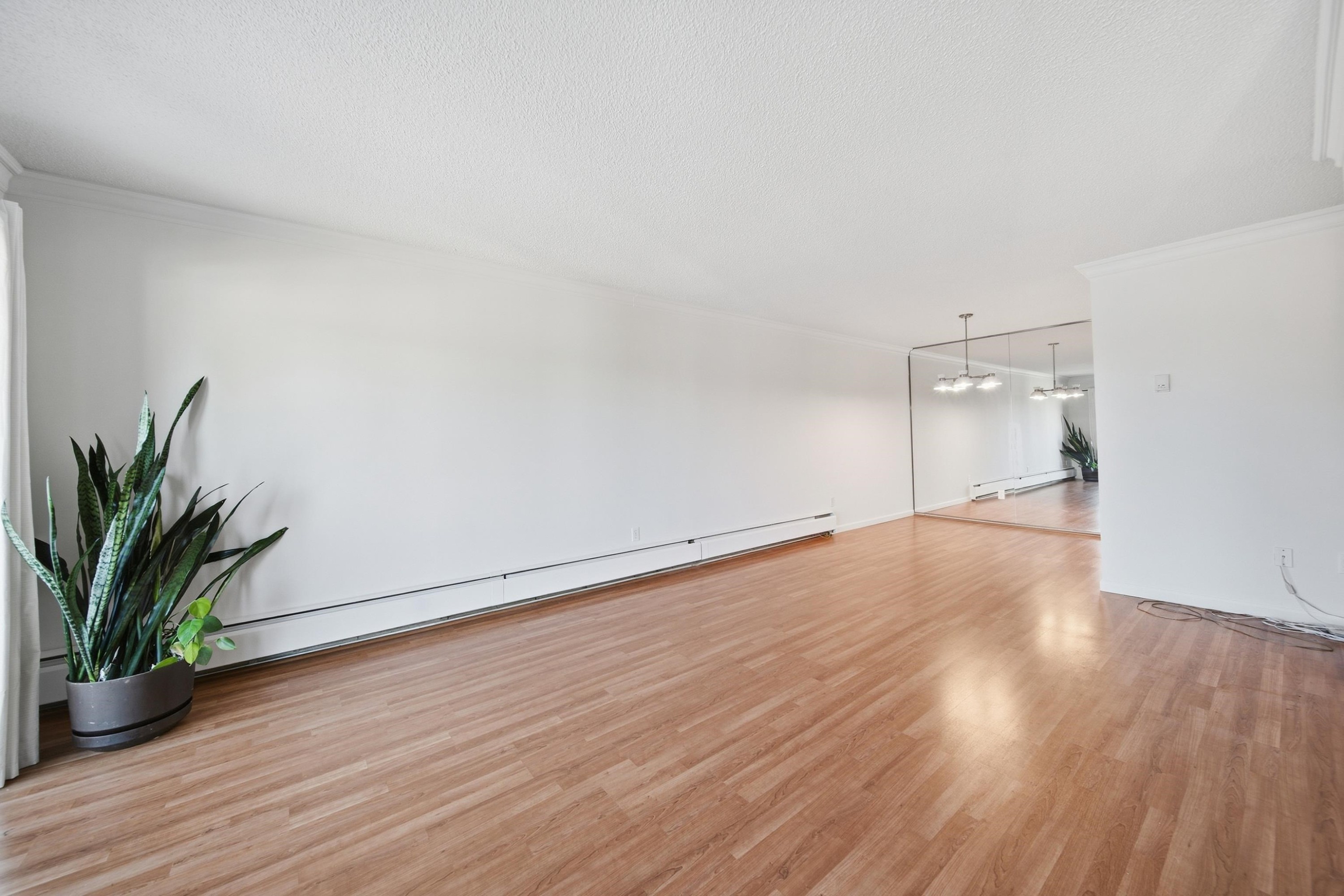 316-8880 No 1 Road, Richmond, BC