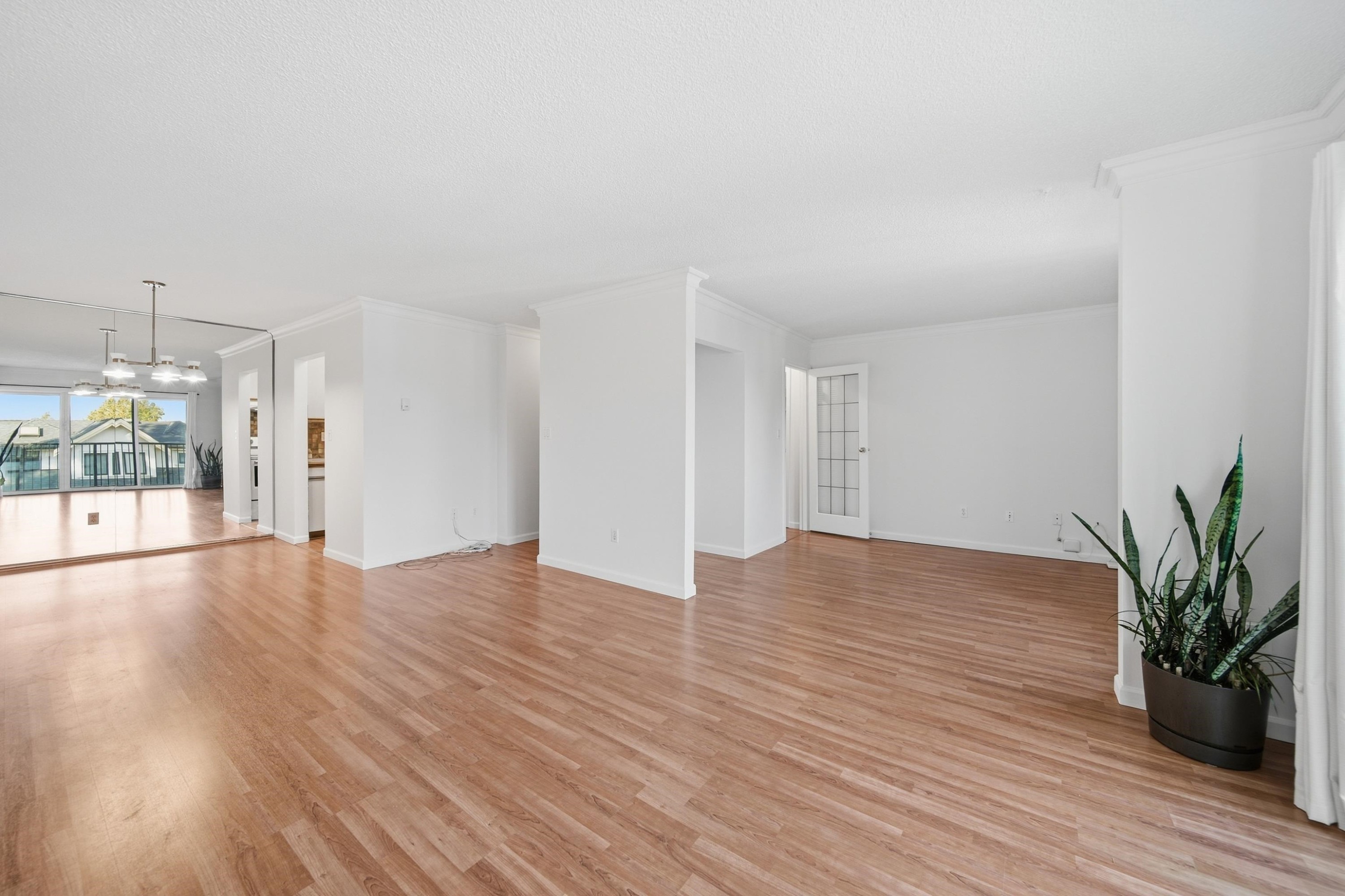 316-8880 No 1 Road, Richmond, BC