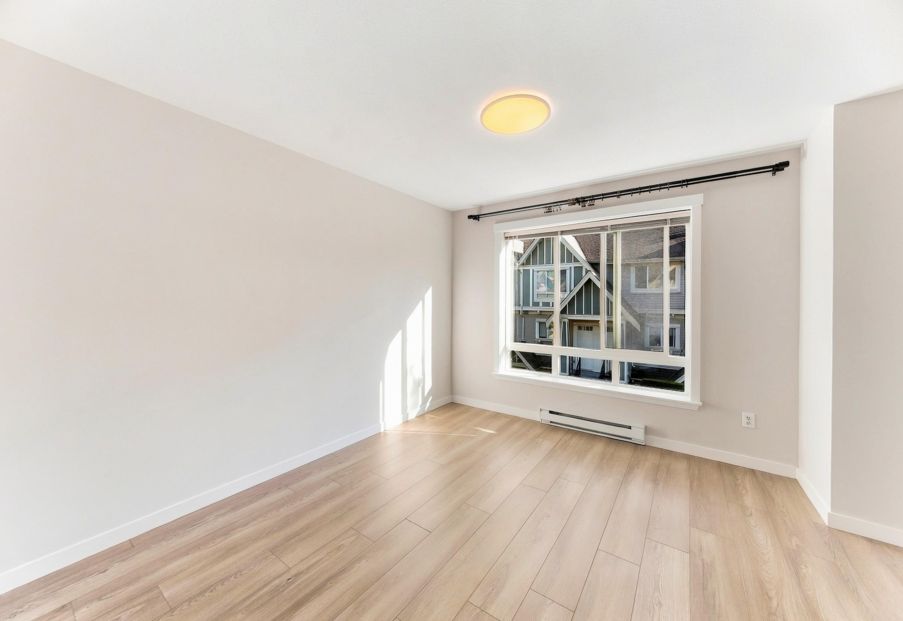 13-4288 Sardis Street, Burnaby, BC