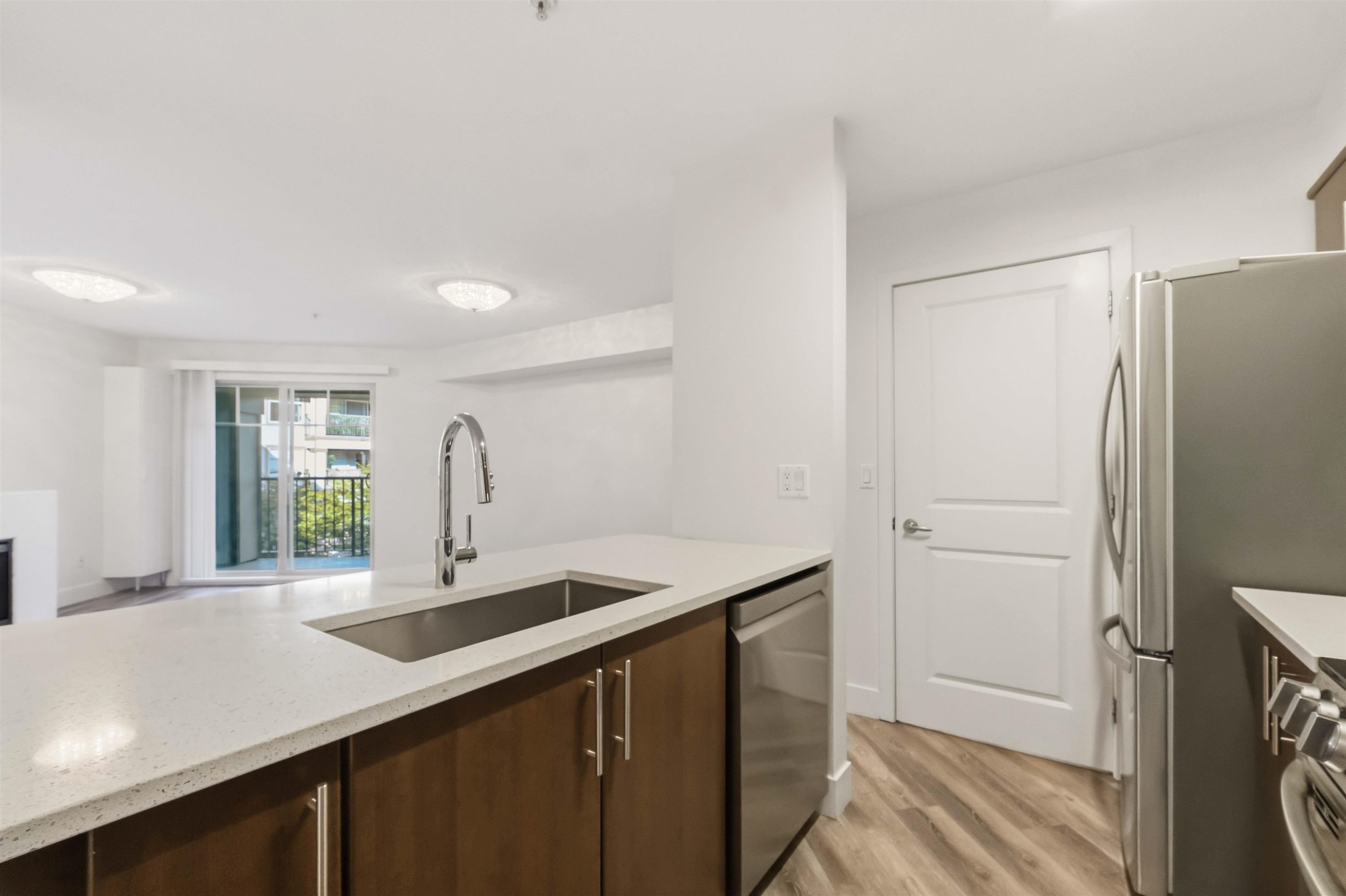 327-12248 224 Street, Maple Ridge, BC