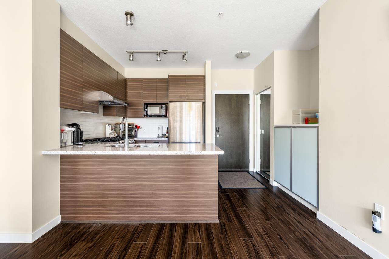 237-9399 Odlin Road, Richmond, BC