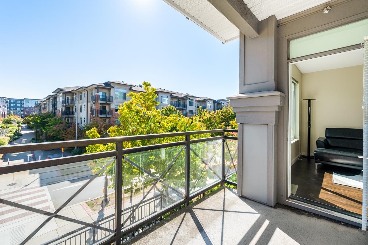 237-9399 Odlin Road, Richmond, BC