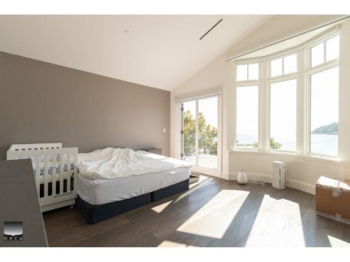 4460 Ross Crescent, West Vancouver, BC 