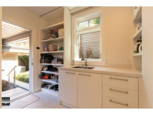 4460 Ross Crescent, West Vancouver, BC 