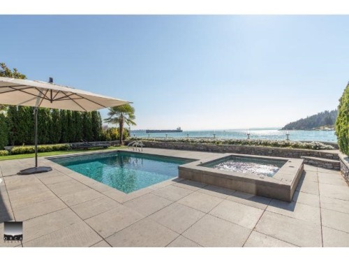 4460 Ross Crescent, West Vancouver, BC 