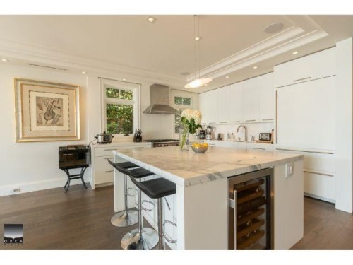 4460 Ross Crescent, West Vancouver, BC 
