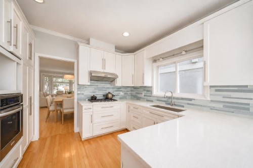 2726 42Nd Avenue W, Vancouver, BC 
