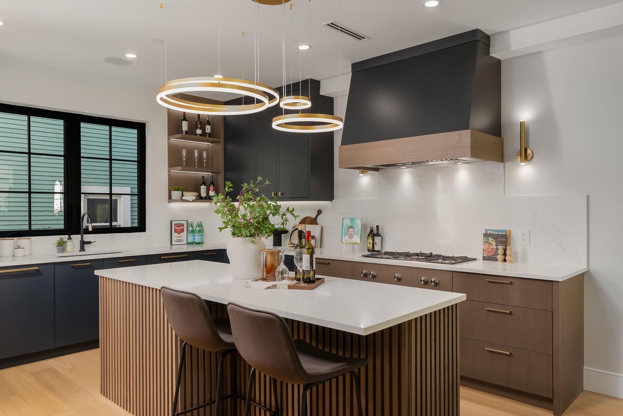 1683 Nelson Street, Vancouver, BC