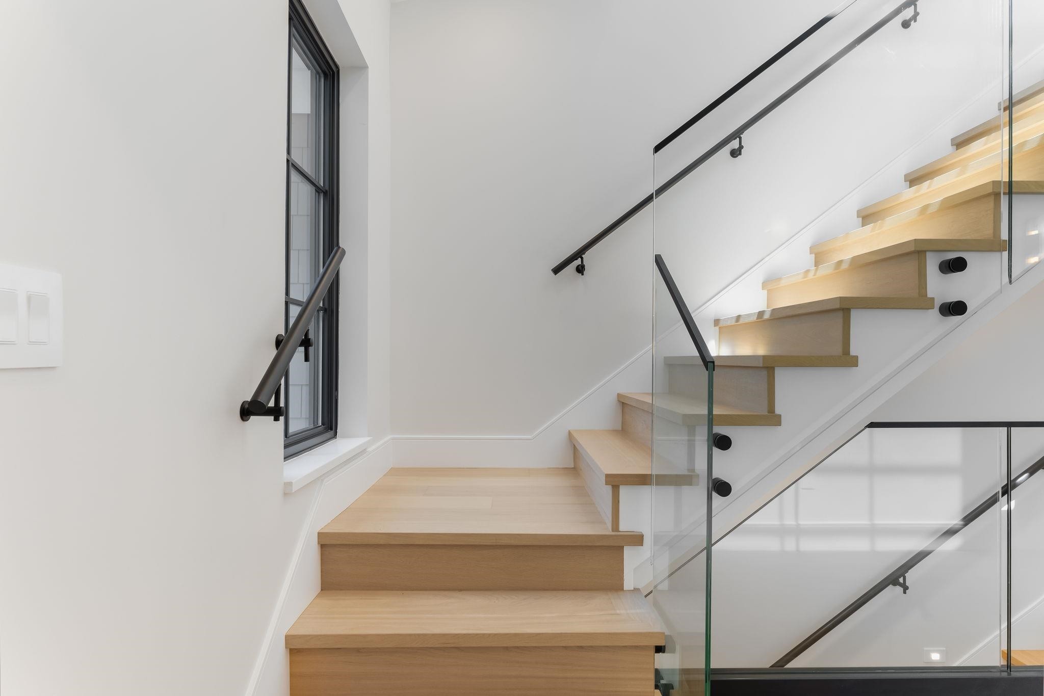 1683 Nelson Street, Vancouver, BC