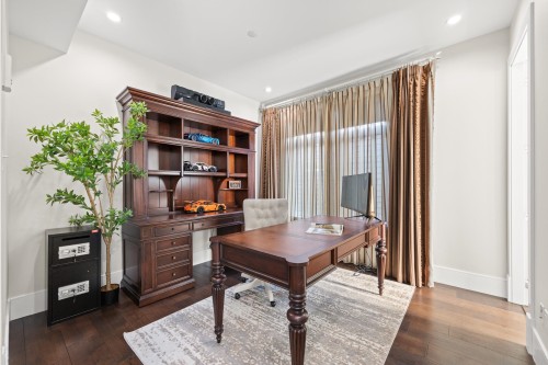 3253 21St Avenue W, Vancouver, BC 