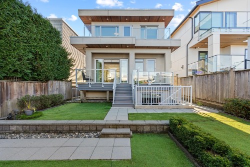 3253 21St Avenue W, Vancouver, BC 