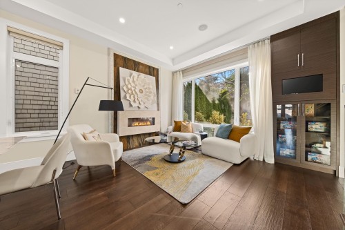 3253 21St Avenue W, Vancouver, BC 