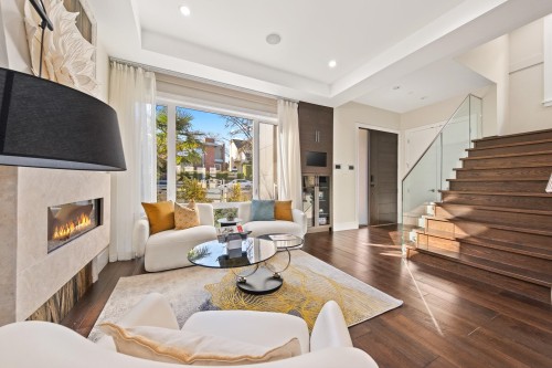 3253 21St Avenue W, Vancouver, BC 