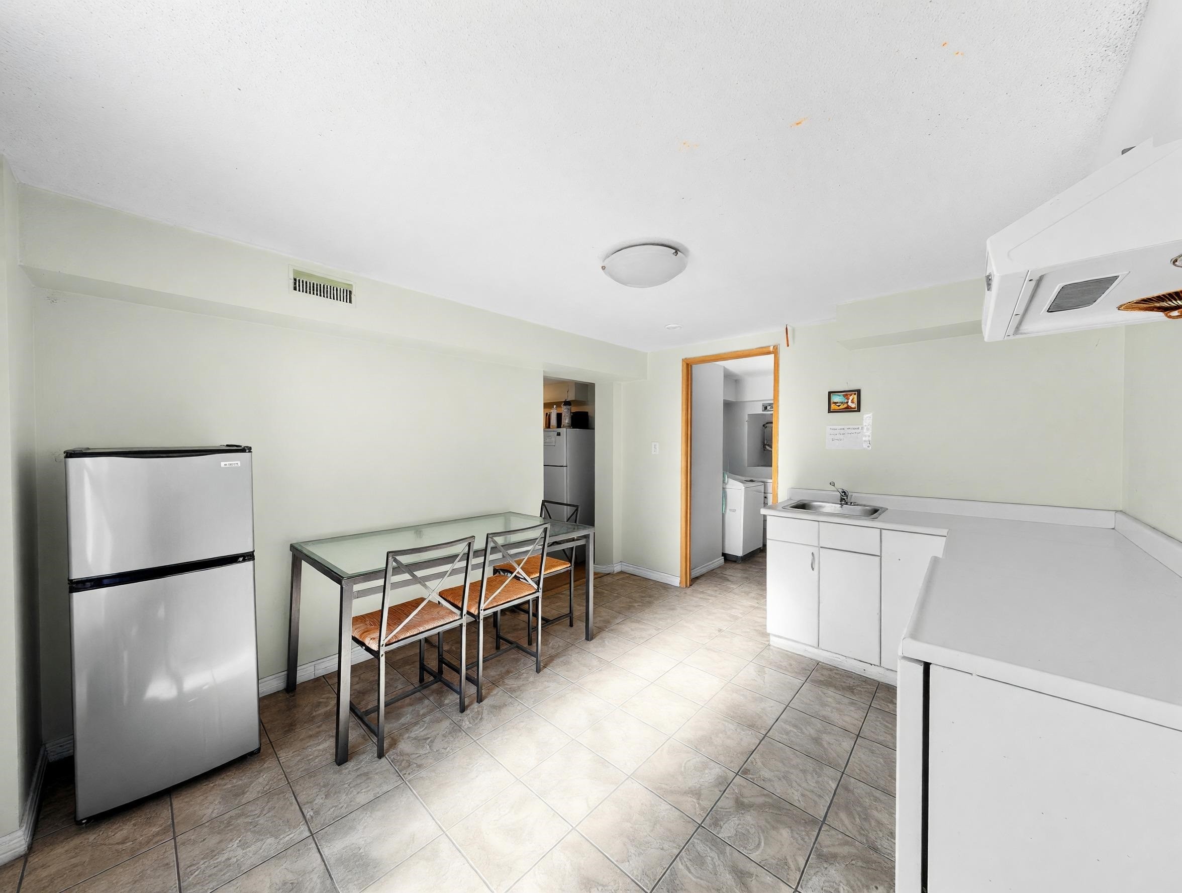 6654 Linden Avenue, Burnaby, BC